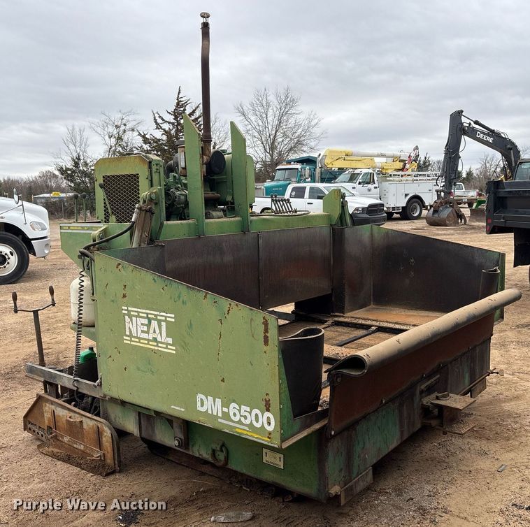 image for item EY9922 1995 Neal DM6500 paver