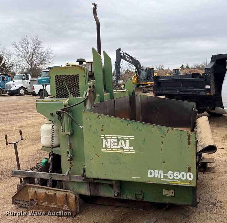 image for item EY9922 1995 Neal DM6500 paver