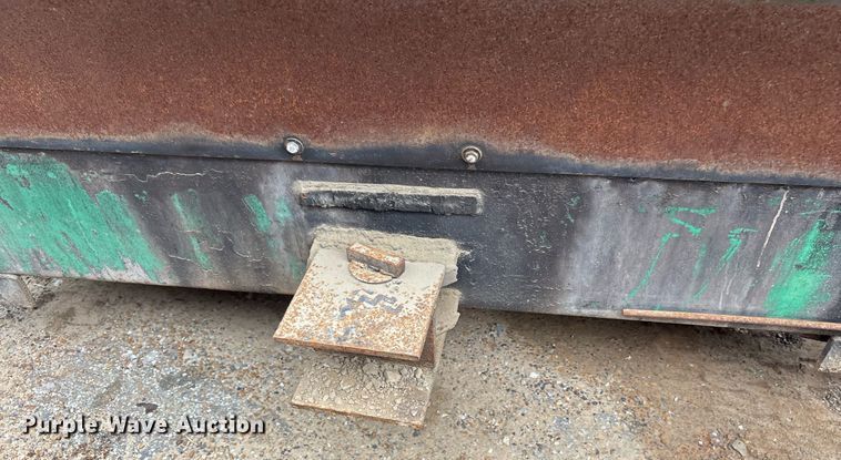 image for item EY9922 1995 Neal DM6500 paver