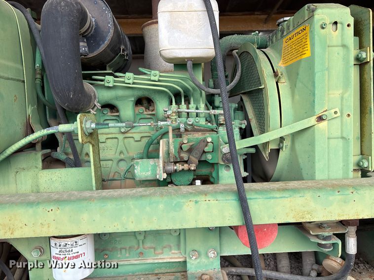 image for item EY9922 1995 Neal DM6500 paver