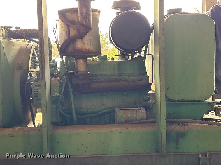 image for item EY9922 1995 Neal DM6500 paver