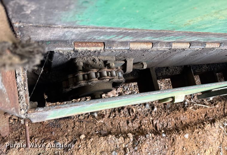 image for item EY9922 1995 Neal DM6500 paver