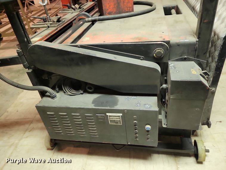 image for item NB9820 (2) Atterton & Ellis grinders