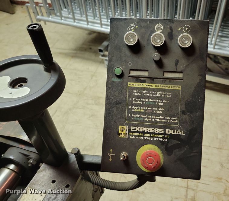 image for item NB9820 (2) Atterton & Ellis grinders