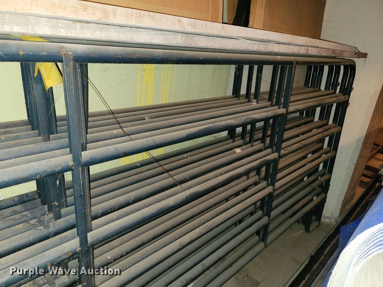 image for item NB9821 (7) 16' gate panels