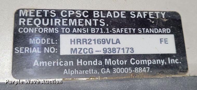 image for item NB9825 (3) Honda push mowers