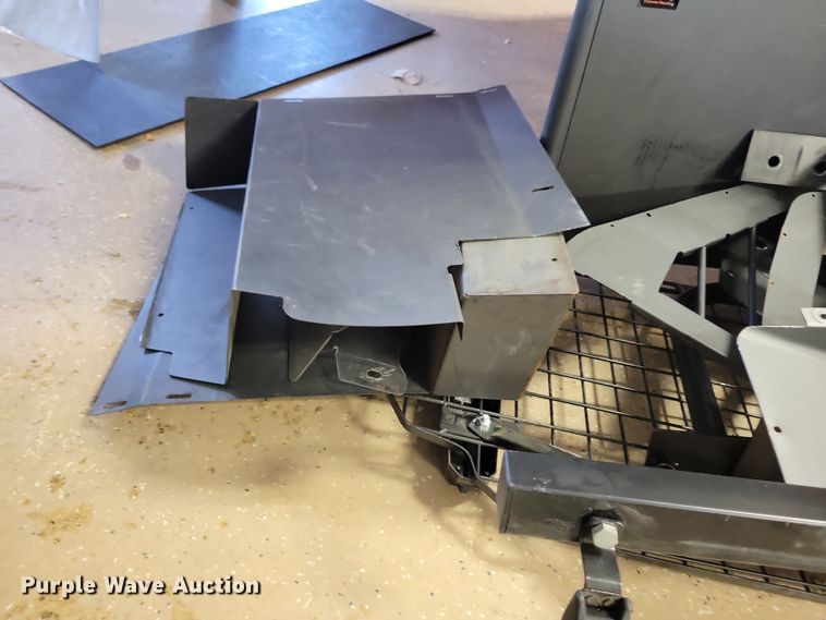 image for item NB9828 Police vehicle parts and accessories