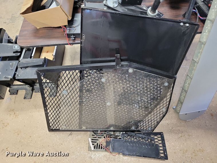 image for item NB9828 Police vehicle parts and accessories