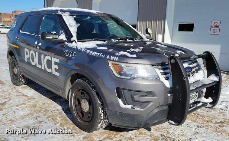 image for item NB9831 2018 Ford Explorer Police interceptor SUV