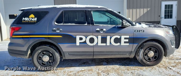 image for item NB9831 2018 Ford Explorer Police interceptor SUV