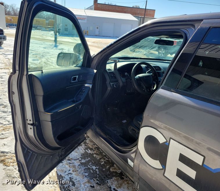 image for item NB9831 2018 Ford Explorer Police interceptor SUV