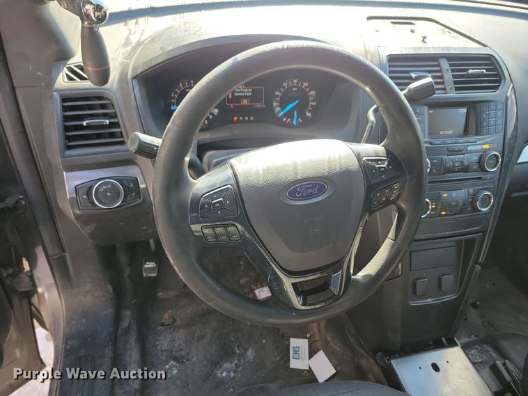 image for item NB9831 2018 Ford Explorer Police interceptor SUV