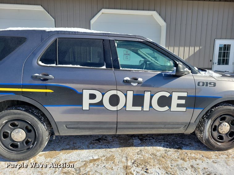 image for item NB9831 2018 Ford Explorer Police interceptor SUV