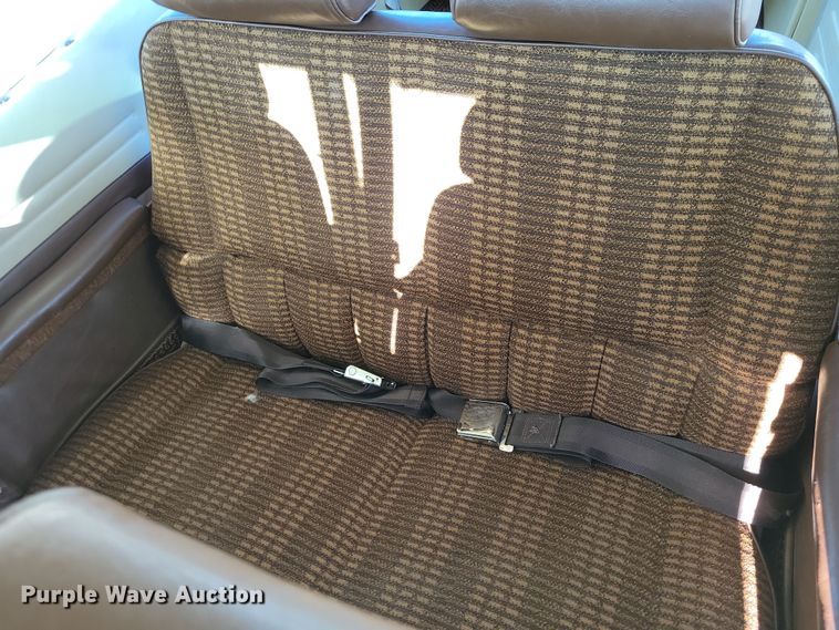 image for item NB9846 1982 Cessna 172P Skyhawk II airplane