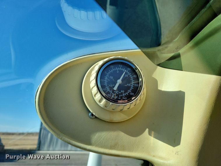 image for item NB9846 1982 Cessna 172P Skyhawk II airplane