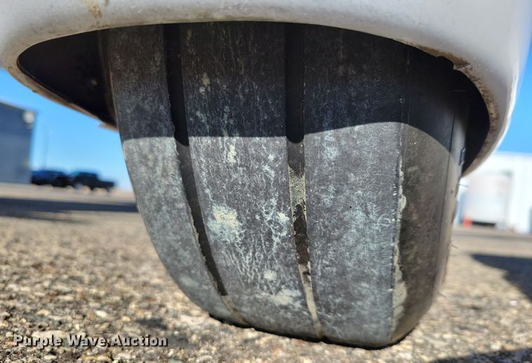 image for item NB9846 1982 Cessna 172P Skyhawk II airplane