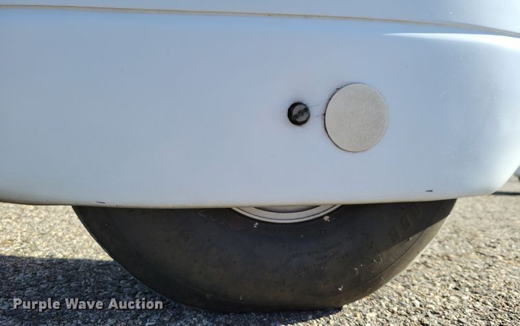 image for item NB9846 1982 Cessna 172P Skyhawk II airplane