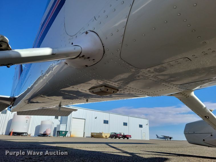 image for item NB9846 1982 Cessna 172P Skyhawk II airplane