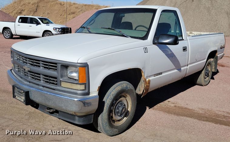 image for item NB9857 1997 Chevrolet  K1500 pickup truck