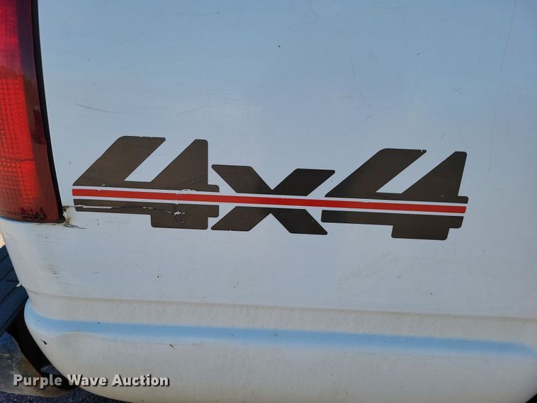 image for item NB9857 1997 Chevrolet  K1500 pickup truck