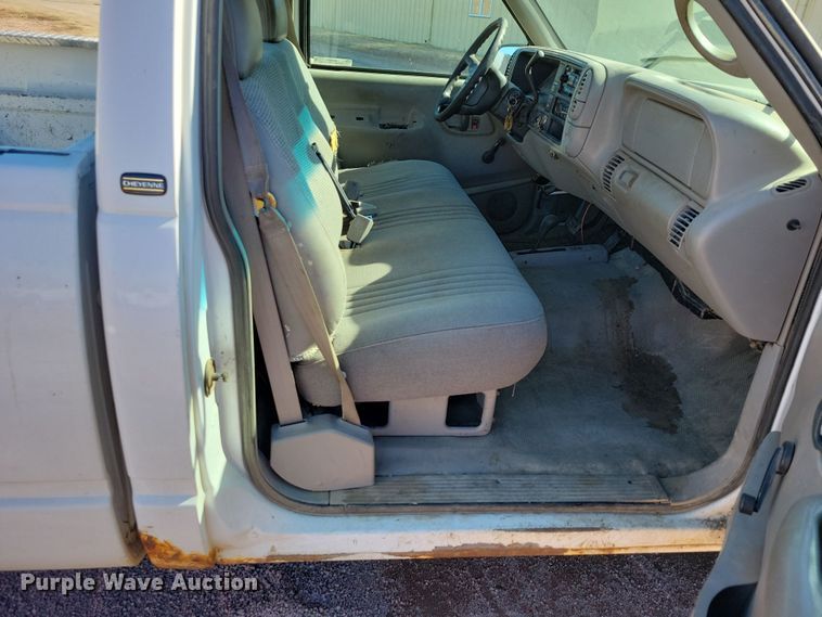 image for item NB9857 1997 Chevrolet  K1500 pickup truck