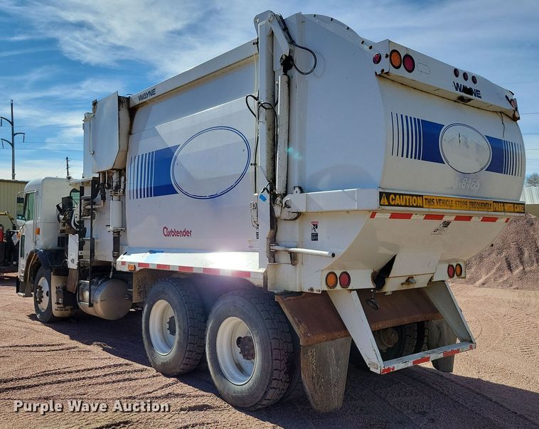 image for item NB9860 2011 Peterbilt 320 refuse truck