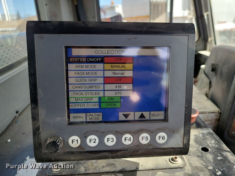 image for item NB9860 2011 Peterbilt 320 refuse truck