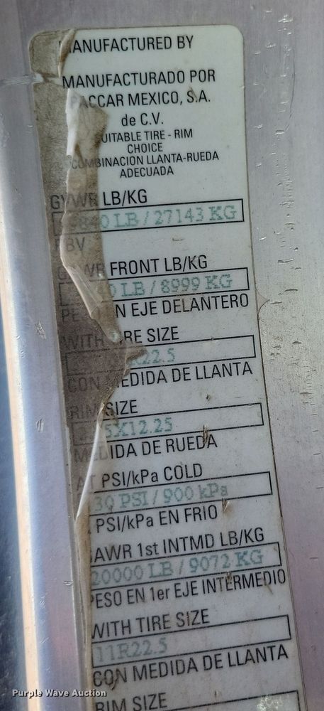 image for item NB9861 2017 Peterbilt 320 refuse truck