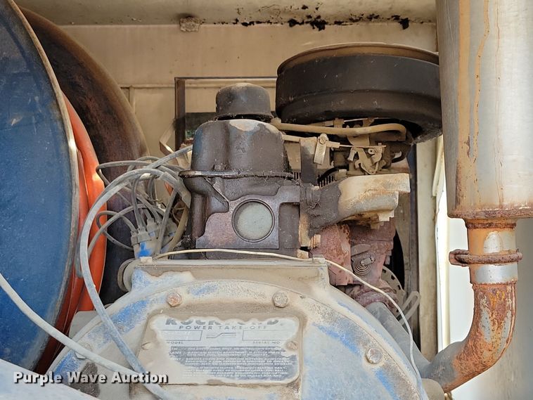 image for item NB9862 1997 Ford L8000 sewer jetter truck