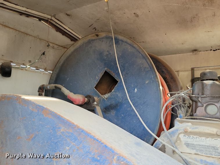 image for item NB9862 1997 Ford L8000 sewer jetter truck