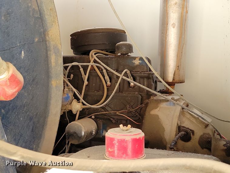 image for item NB9862 1997 Ford L8000 sewer jetter truck