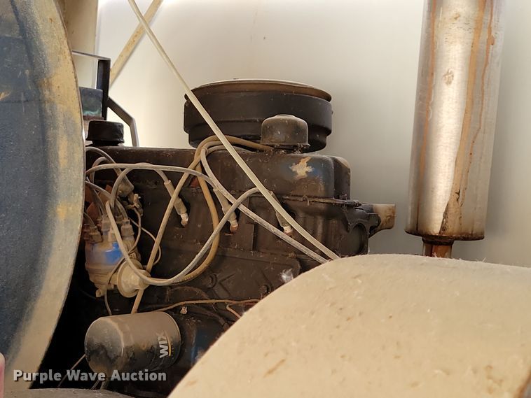 image for item NB9862 1997 Ford L8000 sewer jetter truck