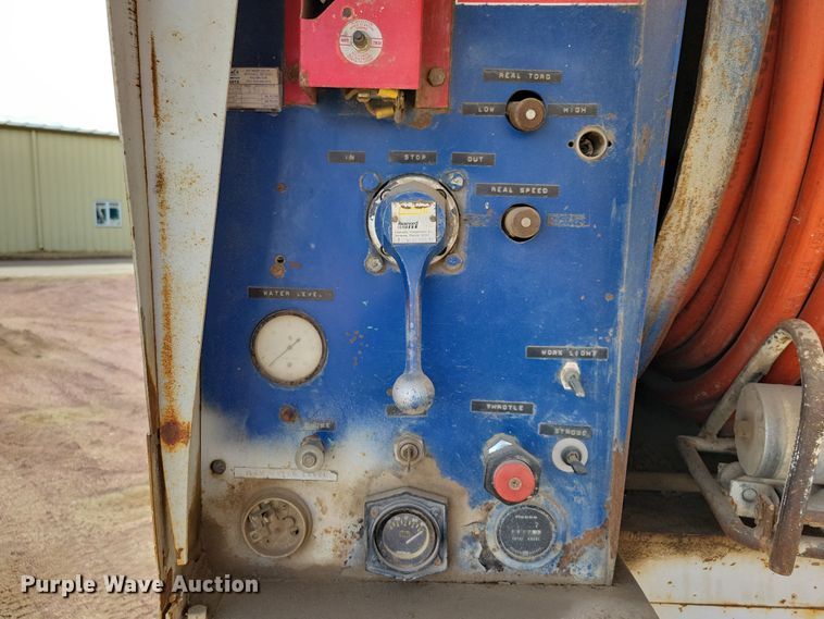 image for item NB9862 1997 Ford L8000 sewer jetter truck