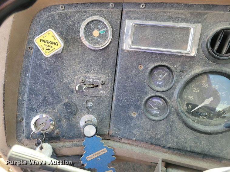 image for item NB9862 1997 Ford L8000 sewer jetter truck