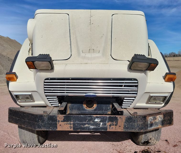 image for item NB9862 1997 Ford L8000 sewer jetter truck