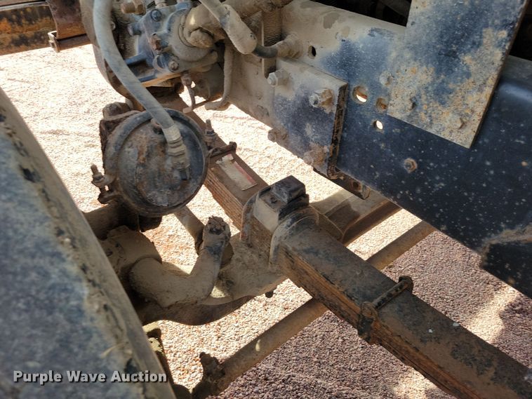 image for item NB9862 1997 Ford L8000 sewer jetter truck