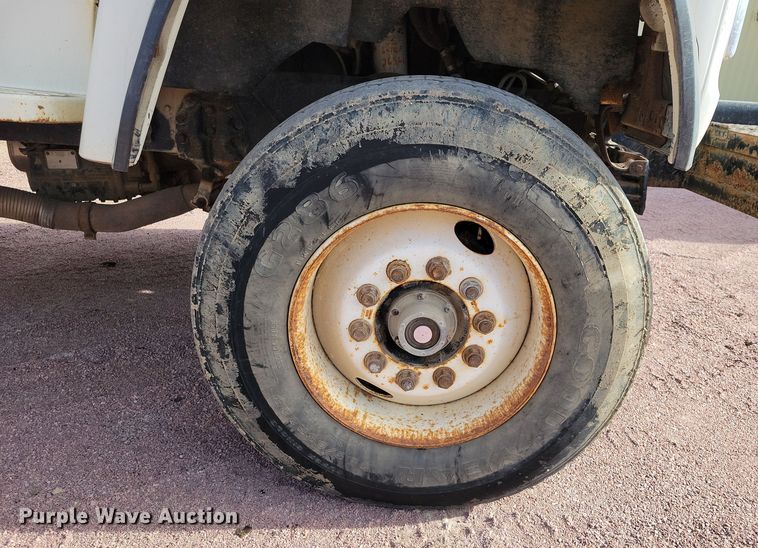 image for item NB9862 1997 Ford L8000 sewer jetter truck