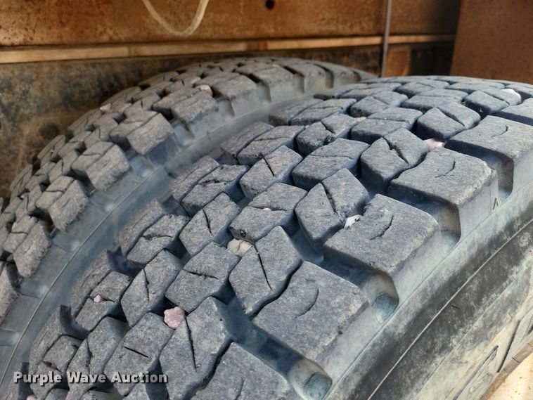 image for item NB9862 1997 Ford L8000 sewer jetter truck