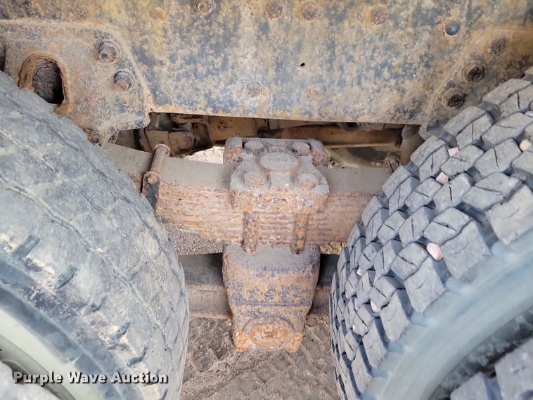 image for item NB9862 1997 Ford L8000 sewer jetter truck