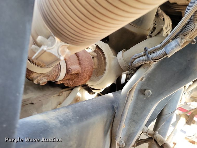 image for item NB9863 2003 Freightliner Johnston FC-70 street sweeper truck