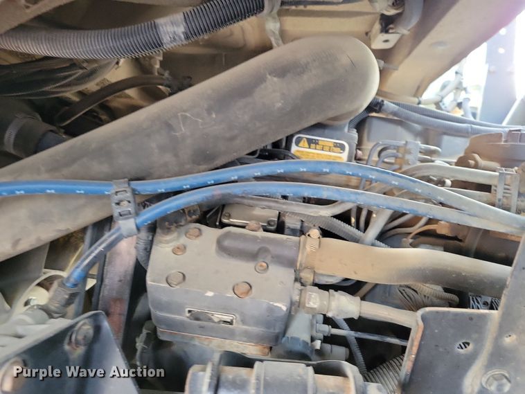 image for item NB9863 2003 Freightliner Johnston FC-70 street sweeper truck