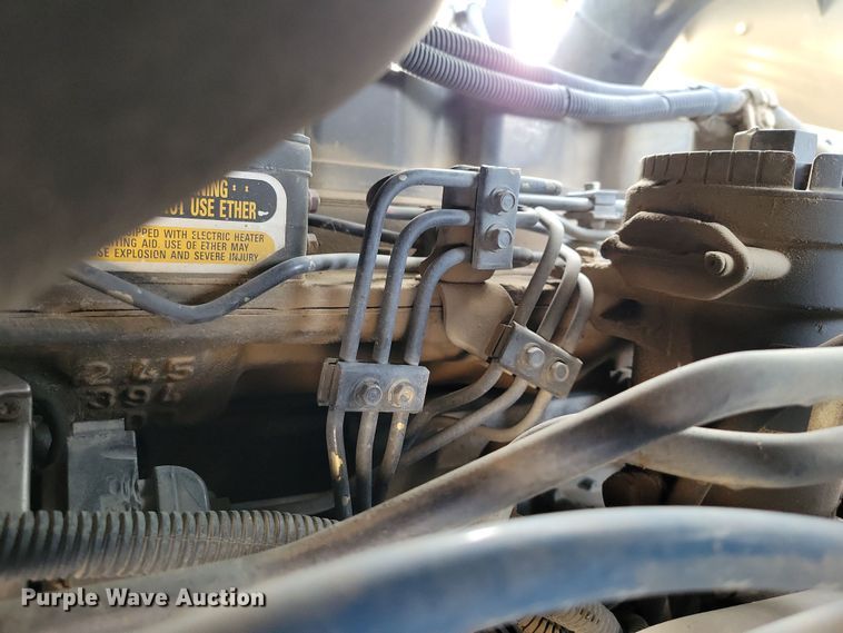 image for item NB9863 2003 Freightliner Johnston FC-70 street sweeper truck