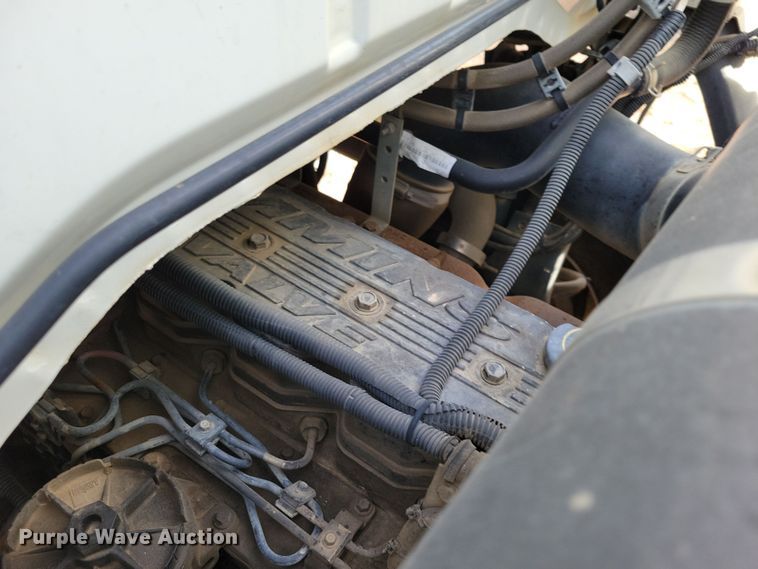 image for item NB9863 2003 Freightliner Johnston FC-70 street sweeper truck