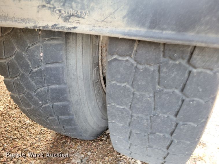 image for item NB9863 2003 Freightliner Johnston FC-70 street sweeper truck