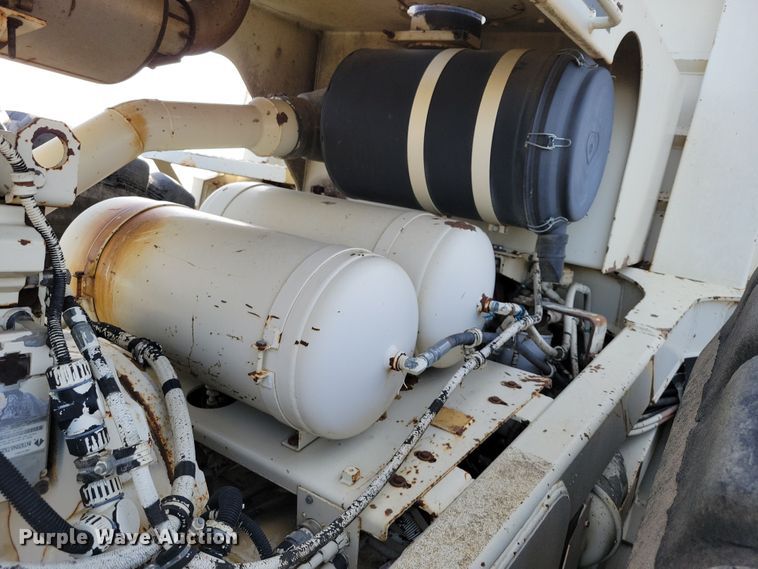 image for item NB9864 2002 Terex TS14G conventional scraper 