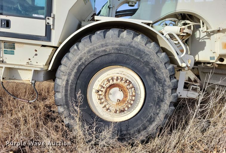 image for item NB9864 2002 Terex TS14G conventional scraper 