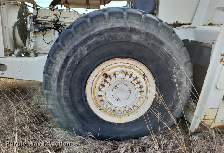 image for item NB9864 2002 Terex TS14G conventional scraper 