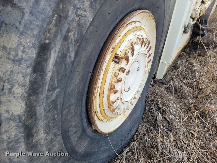 image for item NB9864 2002 Terex TS14G conventional scraper 