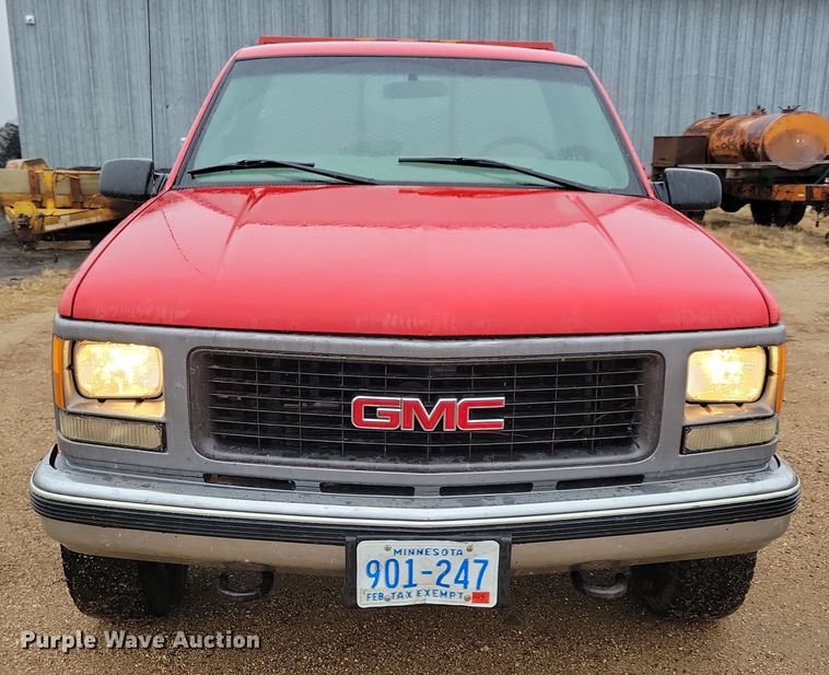 image for item NB9871 1999 GMC Sierra 2500 pickup truck