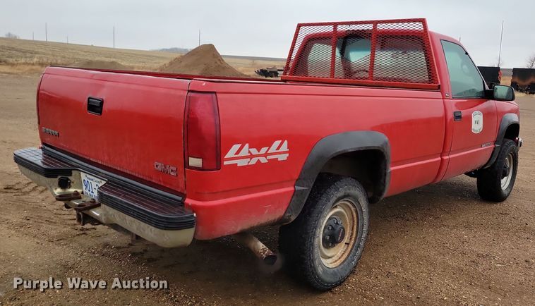 image for item NB9871 1999 GMC Sierra 2500 pickup truck